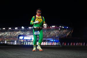 BIB: 43846
                            <button type="button" onclick="openModal(19599356)" class="btn btn-primary btn-sm float-right btn-popup" data-toggle="modal" data-target=".modal-high-quality">
                        <i class="fas fa-shopping-cart"></i> Add to Cart
                    </button>
                                            <button type="button" onclick="isThisMe(19599356, true)" class="btn btn-success btn-sm float-right btn-popup btn-isme hidden" data-toggle="tooltip" data-placement="bottom" title="นี่คือรูปของคุณใช่ไหม คลิกที่นี่เพื่อเอาเข้าอัลบั้ม">
                        <i class="fas fa-plus"></i> Add to album
                    </button>
                    <button type="button" onclick="isThisMe(19599356, false)" class="btn btn-warning btn-sm float-right btn-popup btn-isnotme hidden">
                        <i class="fas fa-ban"></i> Remove from album
                    </button>